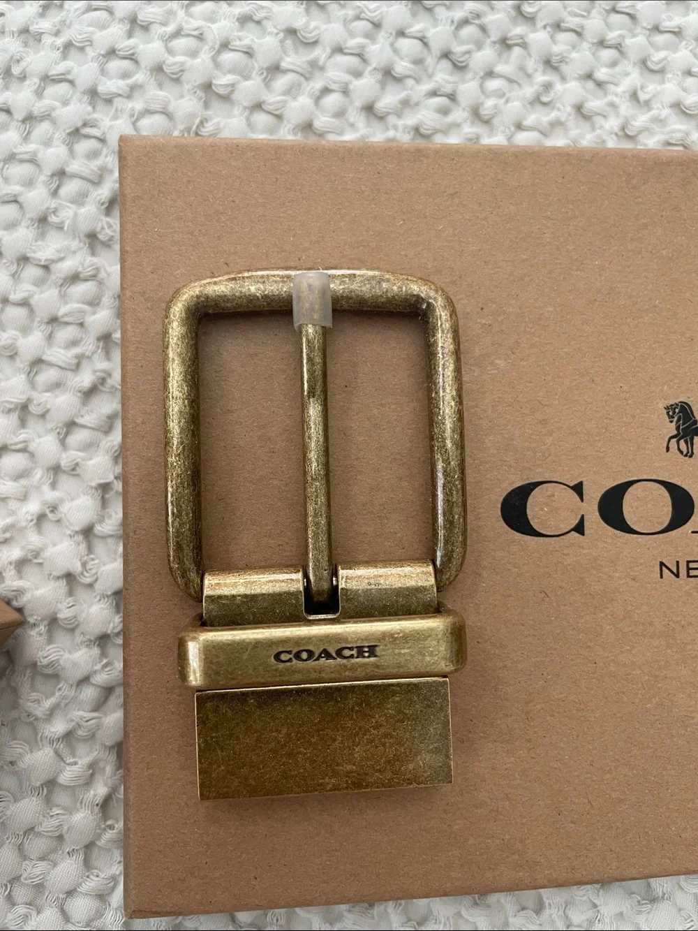Coach Men's Reversible Black and Brown Leather Belt with gold and chrome buckles - Picture 3 of 7